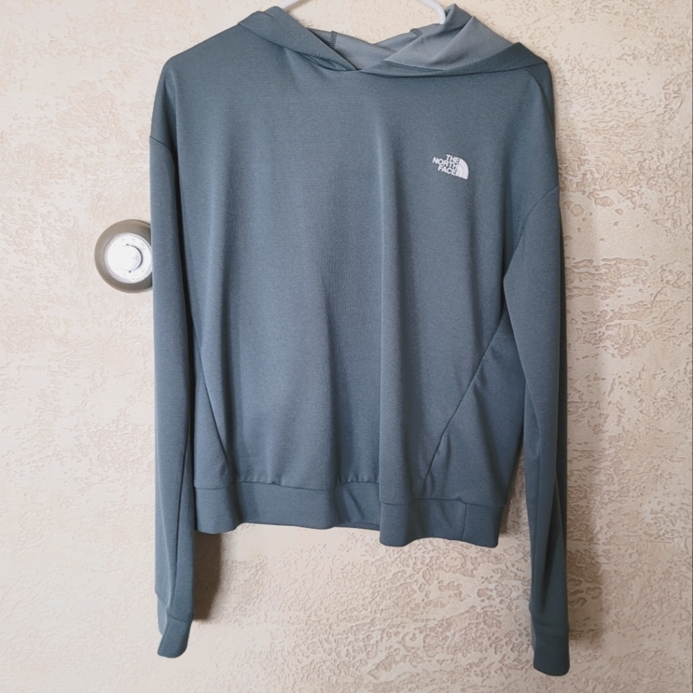 Northface / Wander Sun Hoodie / Size M / Color Heather
